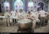 طبخ و توزیع 2000 وعده غذای گرم میان نیازمندان توسط جمعی از ورزشکاران - واوان اسلامشهر