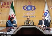 علیرضا زاکانی منتخب مردم قم، احمد نادری منتخب مردم تهران و حسین حاتمی منتخب مردم کلیبر در مجلس یازدهم شورای اسلامی