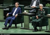 سرلشکر محمد باقری رئیس ستاد کل نیروهای مسلح و اسحاق جهانگیری معاون اول رئیس جمهور در مراسم افتتاحیه یازدهمین دوره مجلس شورای اسلامی