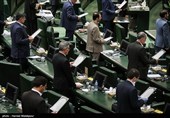 قرائت سوگند نامه توسط منتخبین یازدهمین دوره مجلس شورای اسلامی