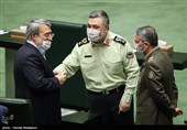 امیر سرلشکر سیدعبدالرحیم موسوی فرمانده کل ارتش، سردار حسین اشتری فرمانده نیروی انتظامی و عبدالرضا رحمانی فضلی وزیر کشور در مراسم افتتاحیه یازدهمین دوره مجلس شورای اسلامی