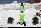 جشنواره آدم برفی‌های خوشحال با حضور خانواده ها و شهروندان تهرانی در ایستگاه 7 توچال