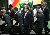  اعتراض تعدادی از نمایندگان به سخنان محسن حاجی میرزایی وزیر آموزش و پرورش در جلسه علنی مجلس شورای اسلامی