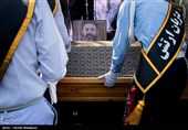 مراسم تشییع پیکر زنده‌یاد محمدعلی کشاورز - قطعه هنرمندان بهشت زهرا(س)