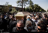 تشییع پیکر زنده‌یاد محمدعلی کشاورز - قطعه هنرمندان بهشت زهرا(س)