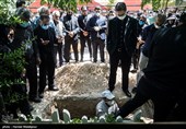 مراسم خاکسپاری پیکر زنده‌یاد محمدعلی کشاورز - قطعه هنرمندان بهشت زهرا(س)