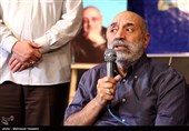 تقدیر از جمال شورجه به عنوان یک هنرمند فرهنگی عضو انجمن قلم در آئین پایانی هجدهمین دوره از جایزه قلم زرین