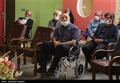 تقدیر از جمال شورجه به عنوان یک هنرمند فرهنگی عضو انجمن قلم در آئین پایانی هجدهمین دوره از جایزه قلم زرین