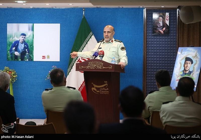 سخنرانی سردار حسین رحیمی فرمانده انتظامی تهران بزرگ در مراسم رونمایی از کتاب «علمدار» خاطراتی از استوار یکم شهید میلاد خسروی