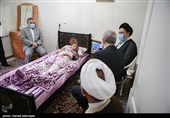 عیادت علیرضا رشیدیان رئیس سازمان حج و زیارت و حجت الاسلام سید عبدالفتاح نواب نماینده ولی فقیه در امور حج و زیارت و سرپرست حجاج ایرانی از همسر شهید واقعه منا حاج ولی سلطانی