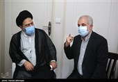 عیادت سعید اوحدی رئیس بنیاد شهید و امور ایثارگران وحجت الاسلام سید عبدالفتاح نواب نماینده ولی فقیه در امور حج و زیارت و سرپرست حجاج ایرانی از همسر شهید واقعه منا حاج ولی سلطانی