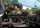 سخنرانی حجت الاسلام سیدحسین مومنی در  عزاداری شب اول محرم هیئت مکتب الحسین(ع) در آستان مقدس امامزاده معصوم(ع) 