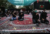  عزاداری شب اول محرم هیئت مکتب الحسین(ع) در آستان مقدس امامزاده معصوم(ع) با رعایت فاصله گذاری اجتماعی 