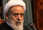 توصیه استاد انصاریان به جوانان: نمازتان را سبک نشمارید