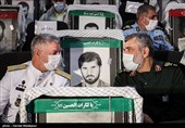 سردار امیرعلی حاجی‌زاده فرمانده نیروی هوافضای سپاه و امیر سرتیپ حسین خانزادی در آیین تجلیل و تکریم سراسری یک میلیون پیشکسوت دفاع مقدس و مقاومت