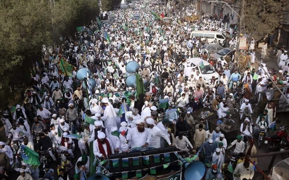 کشور فرانسه , کشور پاکستان , حضرت محمد (ص) , پیامبر(ص) ,