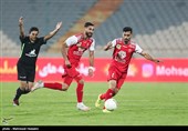 دیدار تیم های فوتبال پرسپولیس و شهر خودرو