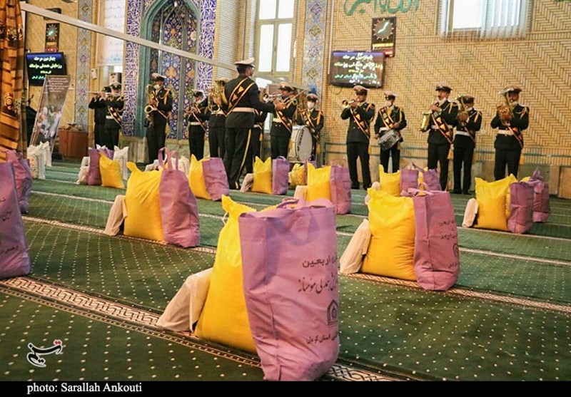 استان کرمان , کمک مؤمنانه ,
