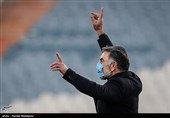 محمود فکری سرمربی تیم فوتبال استقلال