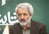 سلیمی‌نمین: نسخه‌نویسان «تسلیم» و تندروها هر دو به دشمن امید می‌دهند
