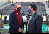 دیدار تیم‌های فوتبال استقلال و پرسپولیس