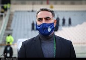 دیدار تیم‌های فوتبال استقلال و پرسپولیس