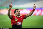 دیدار تیم‌های فوتبال استقلال و پرسپولیس