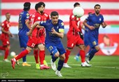 دیدار تیم‌های فوتبال استقلال و پرسپولیس