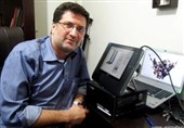 کارگردان پسر دلفینی: ادامه دهیم و امیدوار بمانیم