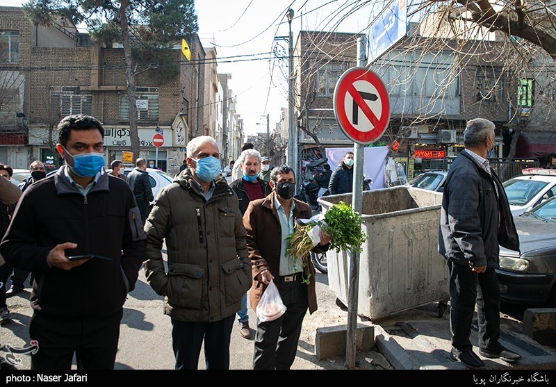 بازسازی صحنه سرقت‌ مسلحانه از طلافروشی‌