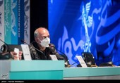 پرویز پرستویی بازیگر در نشست خبری فیلم بی همه چیز - سی و نهمین جشنواره فیلم فجر