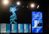 پرویز پرستویی بازیگر در نشست خبری فیلم بی همه چیز - سی و نهمین جشنواره فیلم فجر