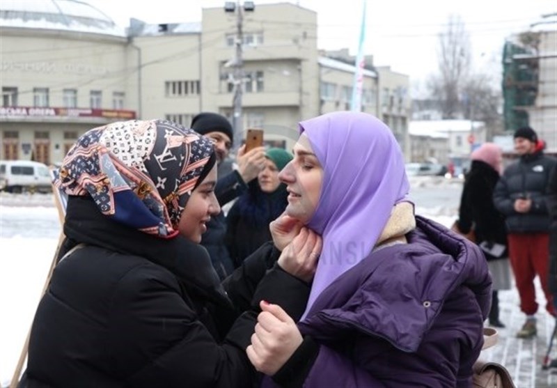 عفاف و حجاب , سبک زندگی , خانواده , کشور اوکراین ,