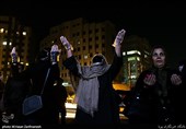 حضور طرفداران علی انصاریان اطراف بیمارستان فرهیختگان