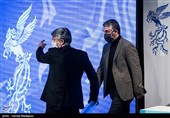 پژمان جمشیدی بازیگر در نشست خبری فیلم خط فرضی - سی و نهمین جشنواره فیلم فجر