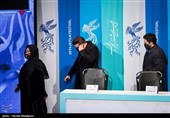 گزارش دوربین تسنیم از هفتمین روز جشنواره فیلم فجر|انتقاد کارگردان "تک‌تیرانداز" به قهرمان‌کُشی در جشنواره/ سیاهی‌ای که دست سر از سینمای ایران برنمی‌دارد + فیلم