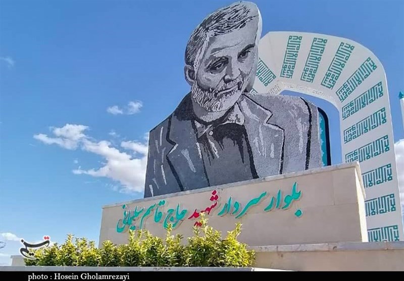 استان کرمان , استانداری کرمان , شهید سپهبد قاسم سلیمانی , دهه فجر انقلاب اسلامی ,