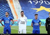 دیدار تیم های فوتبال استقلال و فولاد خوزستان