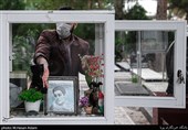 زیارت گلزار شهدای بهشت زهرا(س) تهران در شب جمعه آخرسال