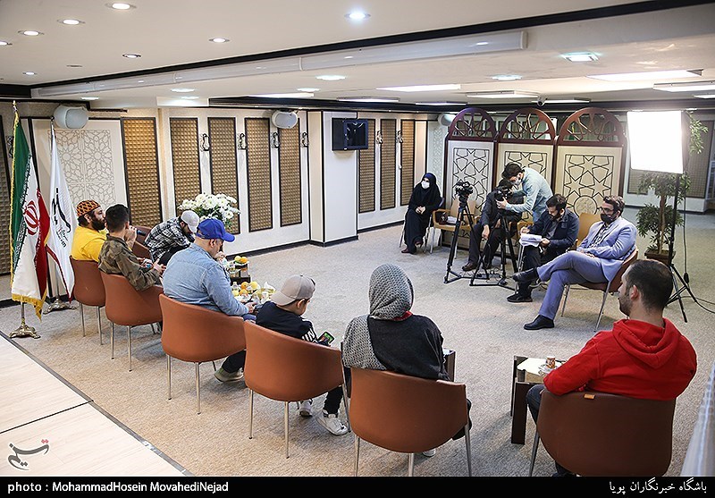 حضور عوامل سریال نوروز رنگی در خبرگزاری تسنیم