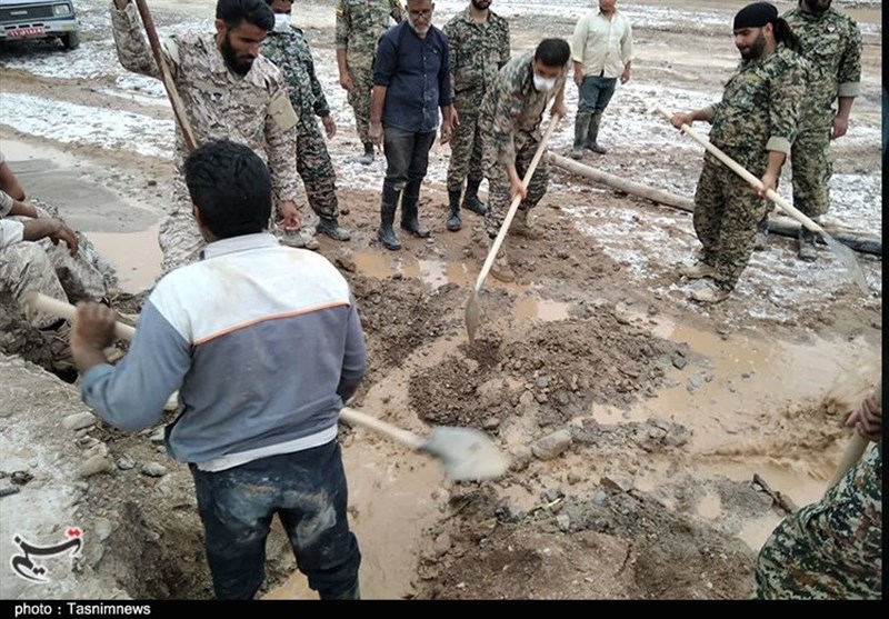 استان کرمان , سیل , سیل زده , گروههای جهادی ,
