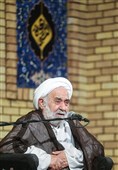 روضه خوانی پیش از منبر توسط حجت الاسلام اهری در مراسم وفات حضرت خدیجه (س) در مسجد گیاهی تهران 
