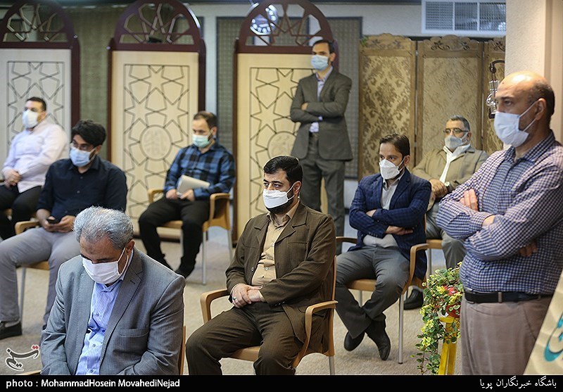 رونمایی ازکتاب (سماع شن ها)