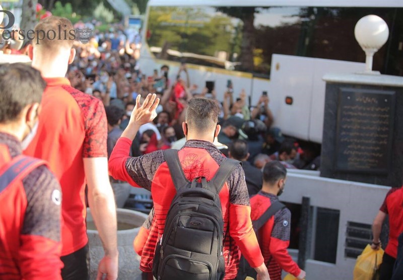تیم فوتبال پرسپولیس , تیم فوتبال سپاهان اصفهان , فوتبال ,
