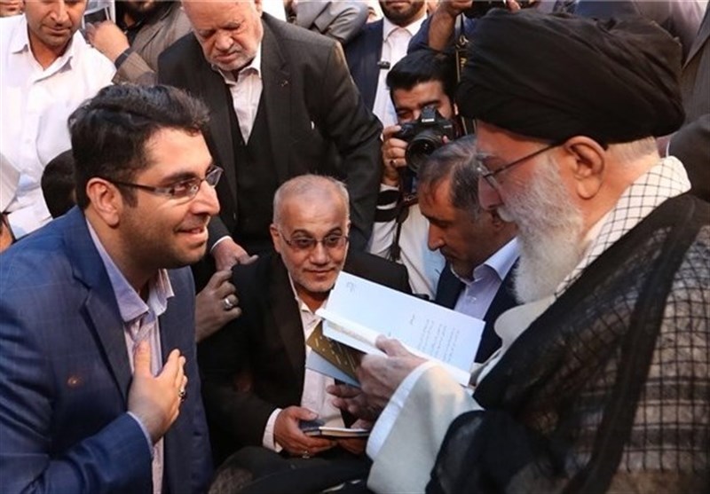 شعر , شعر انقلاب , شهرستان ادب , 