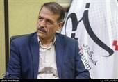 ترانه سرایان از آسمان نیامده‌اند / ترانه هم مانند موسیقی بلاتکلیف است / به راه اول انقلاب برگردیم