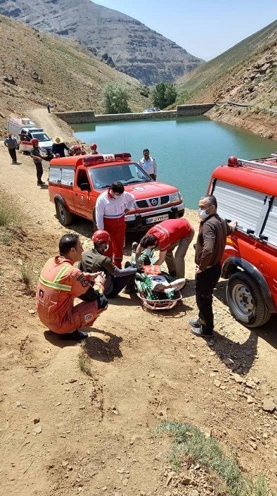 حوادث جاده‌ای , حوادث , آتش‌نشانی , سازمان آتش‌نشانی تهران , سازمان امداد و نجات هلال احمر , 