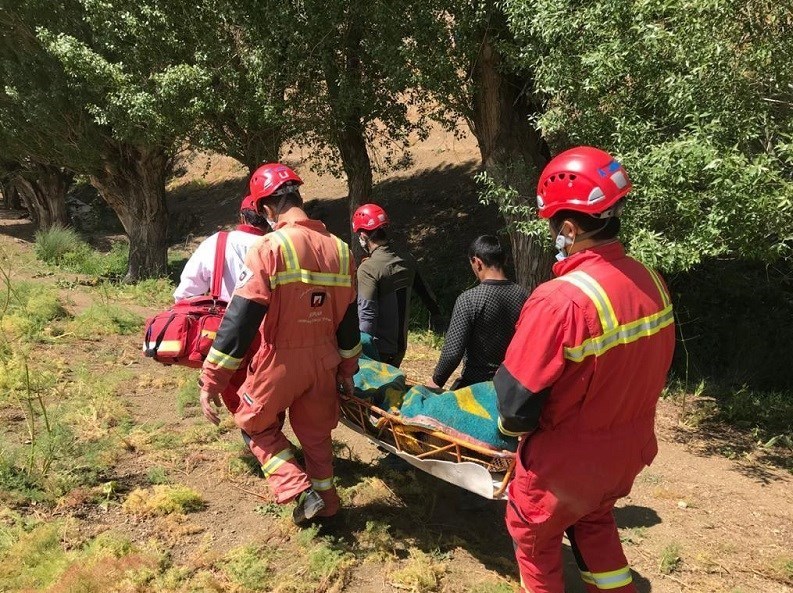 حوادث جاده‌ای , حوادث , آتش‌نشانی , سازمان آتش‌نشانی تهران , سازمان امداد و نجات هلال احمر , 