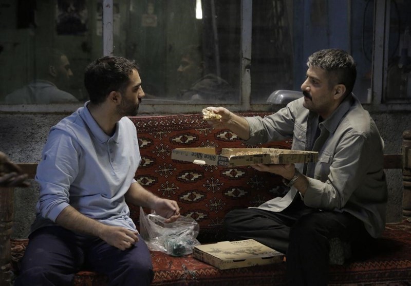 سریال در کنار پروانه ها