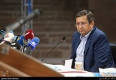 همتی: برای مهار تورم برنامه ای با کمک اقتصاددانان کشور تهیه کردم